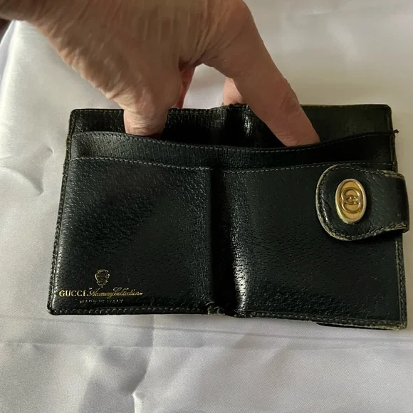 Gucci Red, Black and Cream Wallet Collection Set of Four - Picture 6 of 6